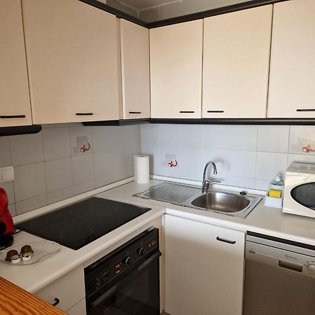 Apartamento Del Nino Campoamor Bagian luar foto