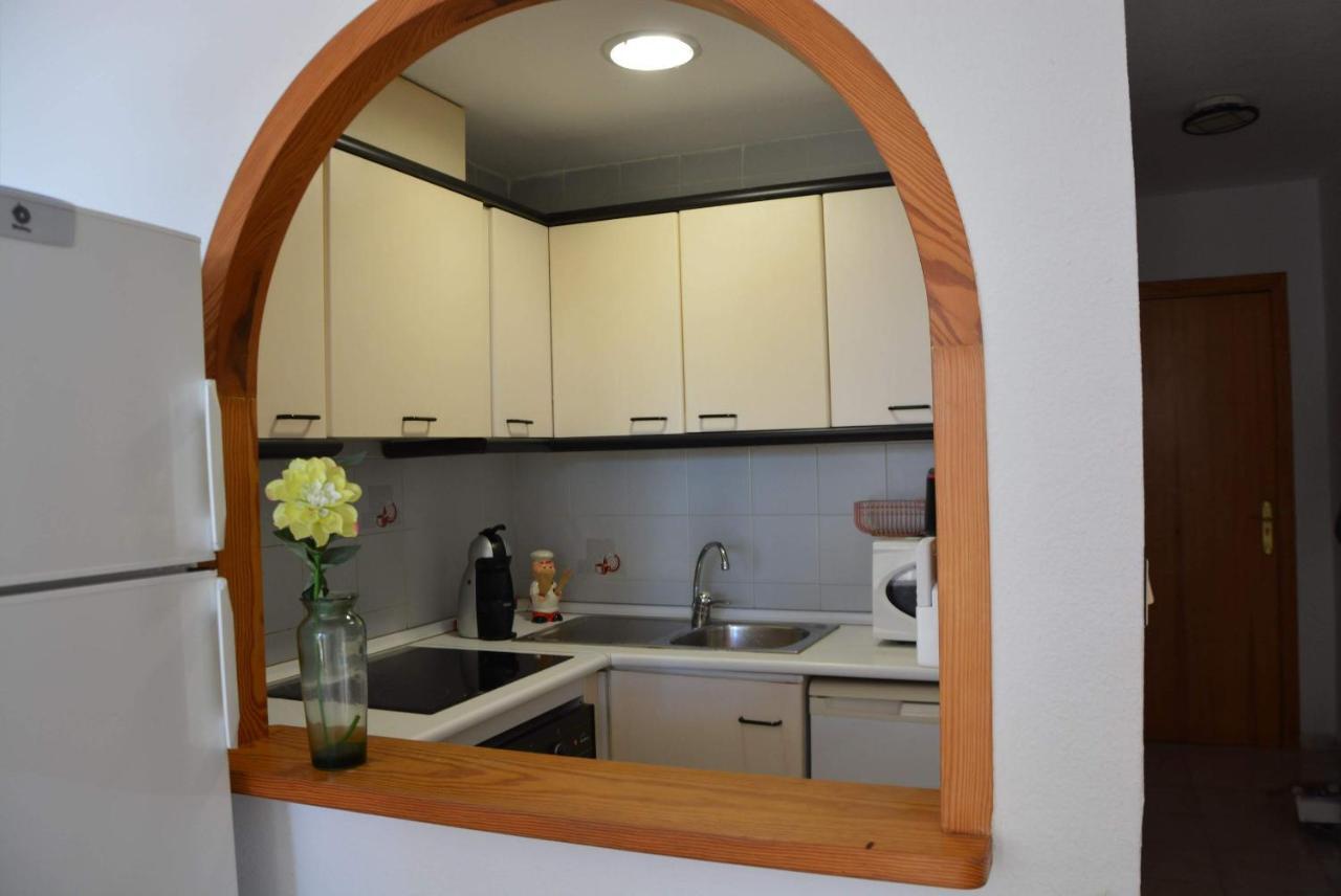 Apartamento Del Nino Campoamor Bagian luar foto
