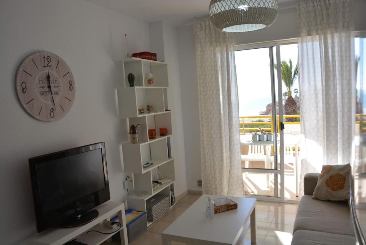 Apartamento Del Nino Campoamor Bagian luar foto