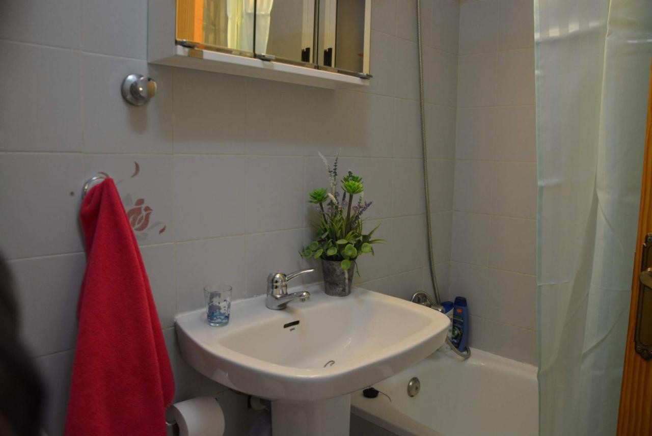 Apartamento Del Nino Campoamor Bagian luar foto