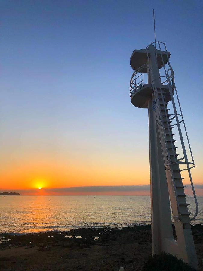 Apartamento Del Nino Campoamor Bagian luar foto