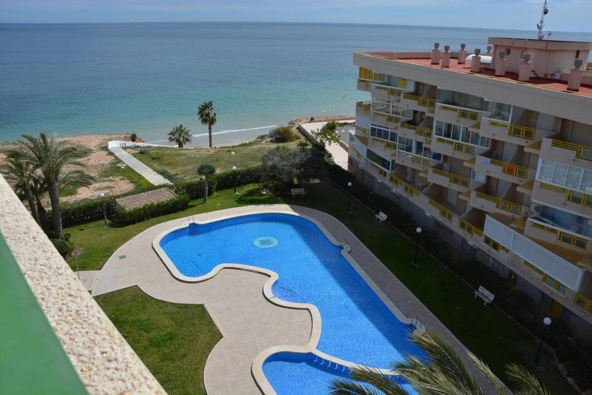 Apartamento Del Nino Campoamor Bagian luar foto